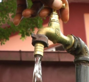 CRISE D’ACCES A L’EAU POTABLE DANS L’ARRONDISSEMENT DE DOUALA 3IEME : STRATEGIES D’ADAPTATION ET RESILIENCE