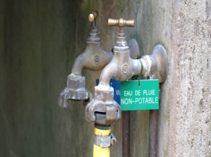 EAUX NON CONVENTIONNELLES: UN RISQUE OU UNE SOLUTION AUX PROBLEMES D’EAU POUR LES CLASSES PAUVRES