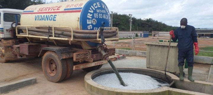Poids des vidangeurs privés dans la gestion des eaux usées et excréta à Abidjan Sud, Côte d’Ivoire